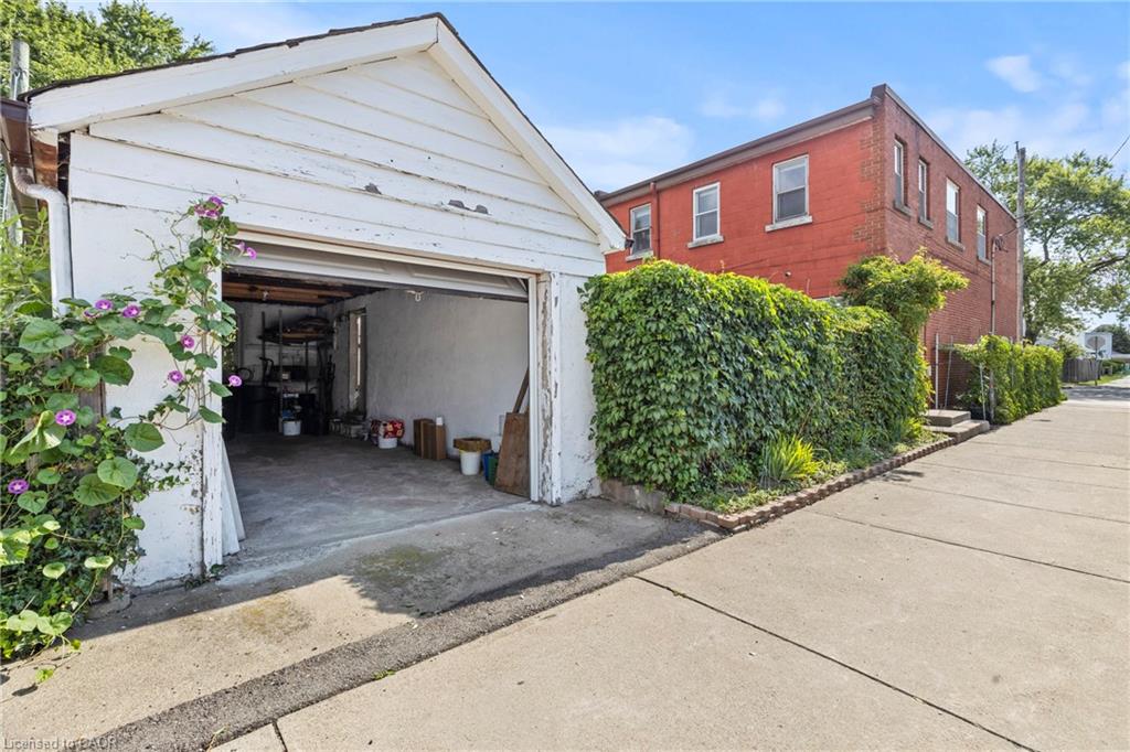 125 Tolton Avenue Property Photo 46