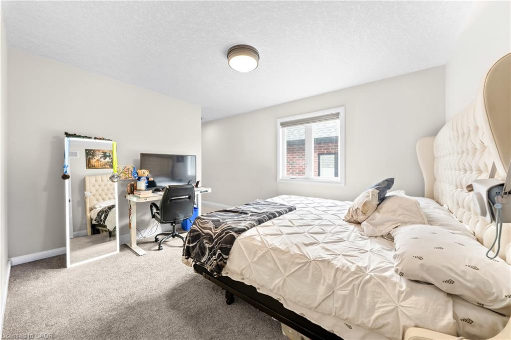 130 Pondcliffe Drive Property Photo 34