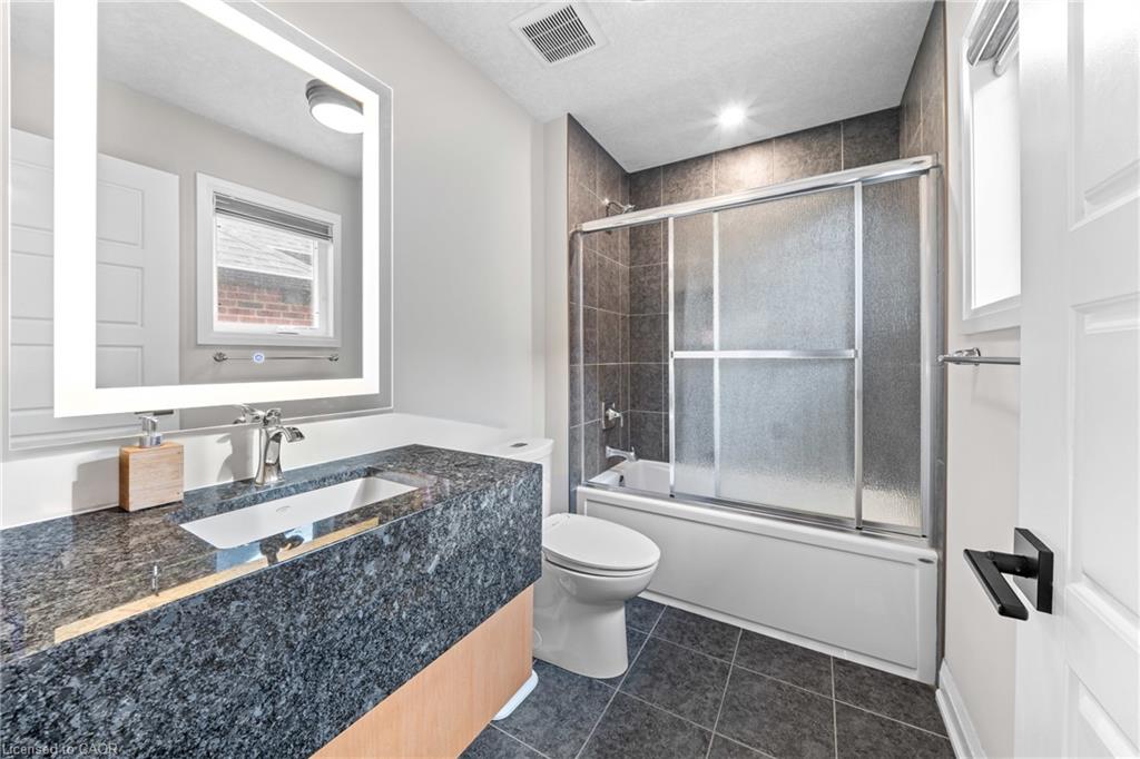 130 Pondcliffe Drive Property Photo 36