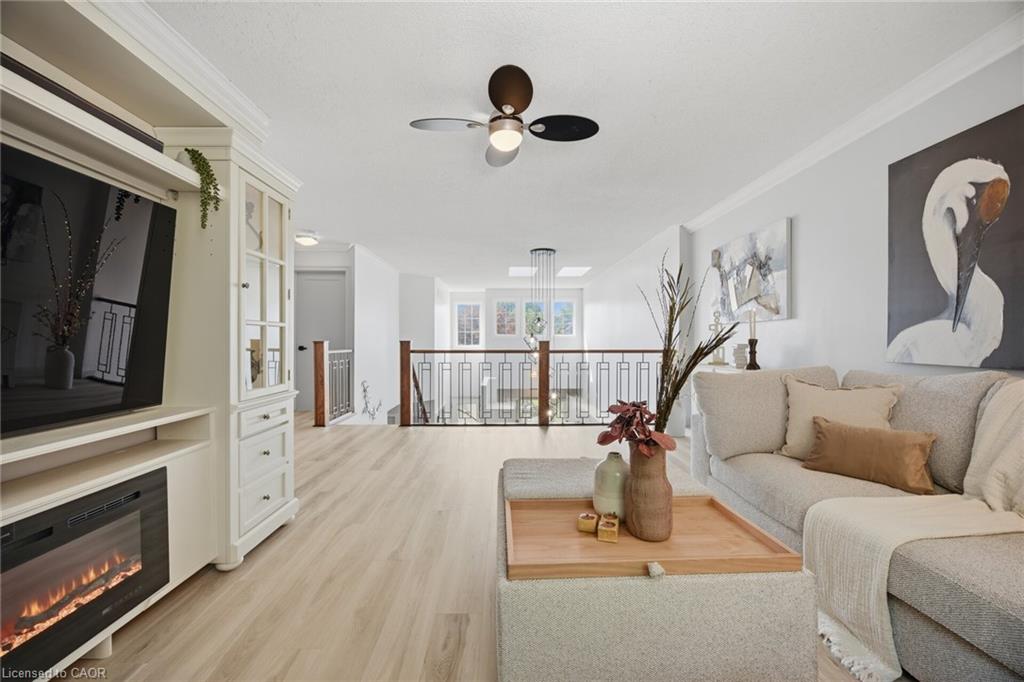 3064 Lakeshore Road W Property Photo 18