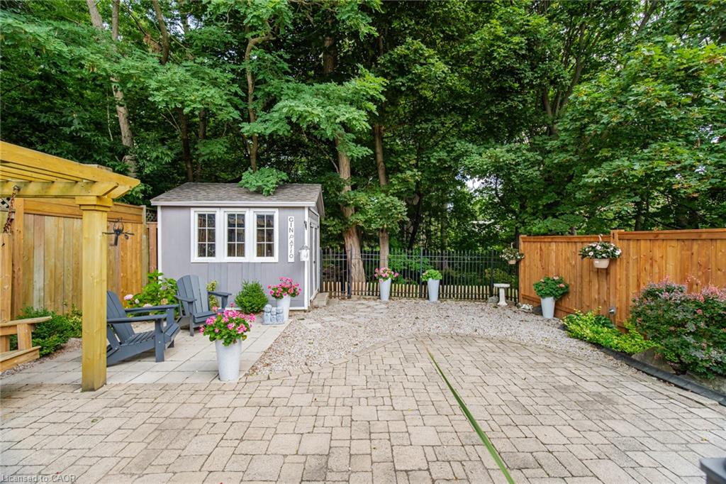 3064 Lakeshore Road W Property Photo 32