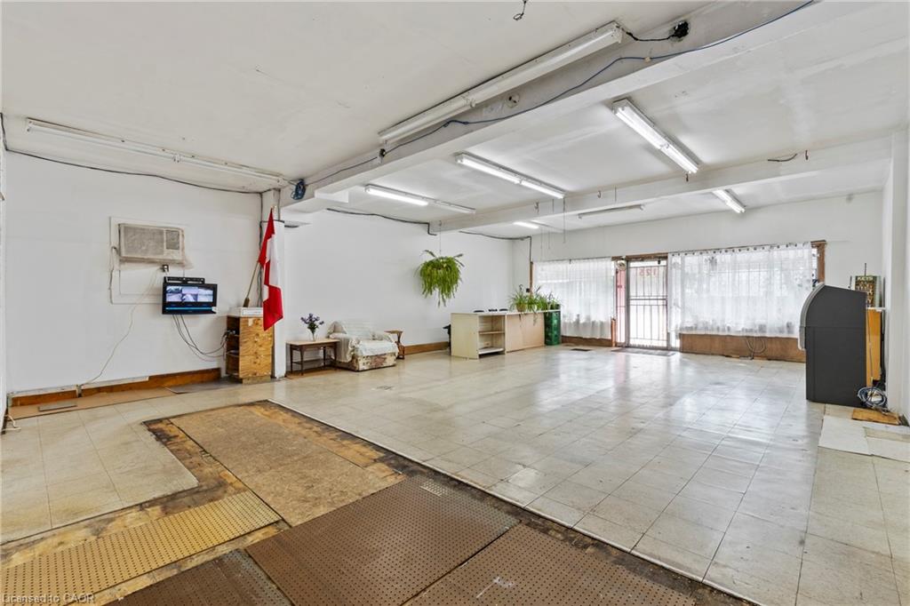 125 Tolton Avenue Property Photo 8