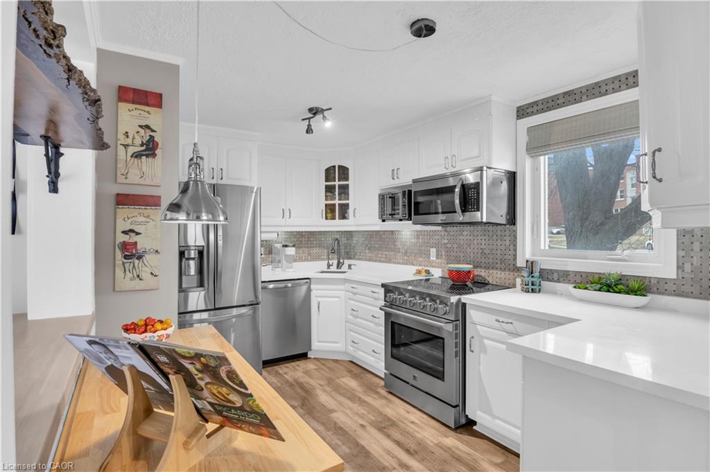 296 Weber Street E Property Photo 5