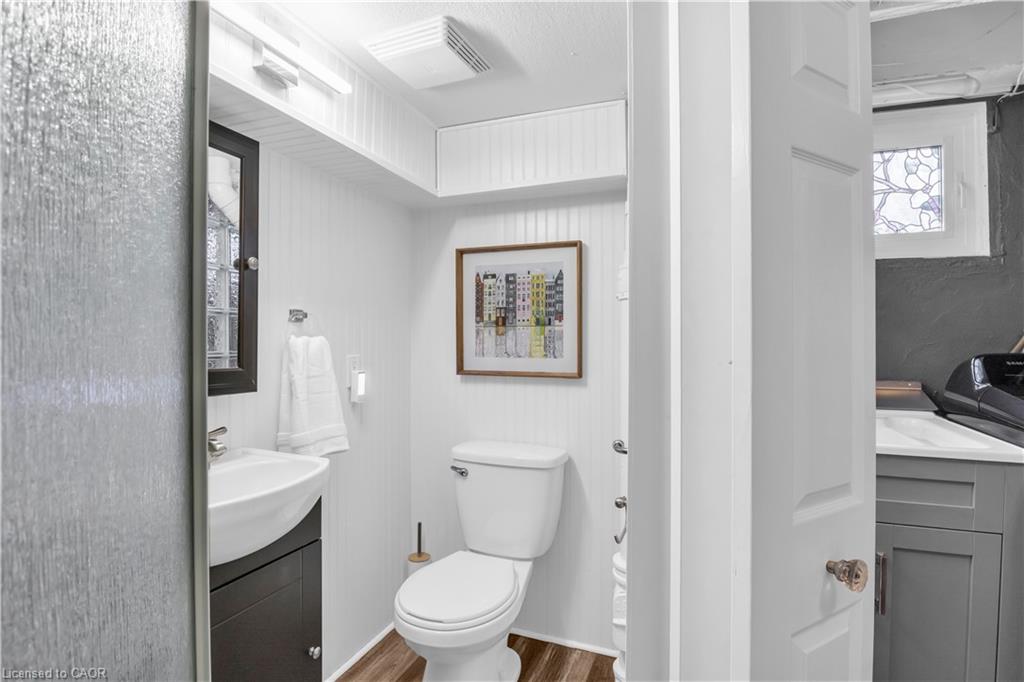 296 Weber Street E Property Photo 27