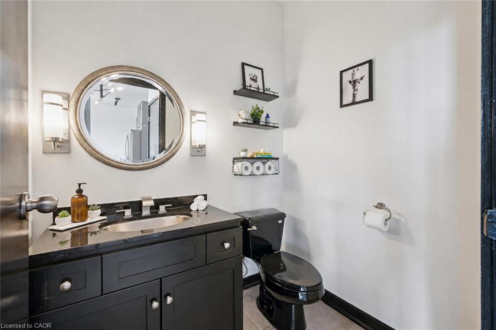 324-26 Ontario Street Property Photo 12