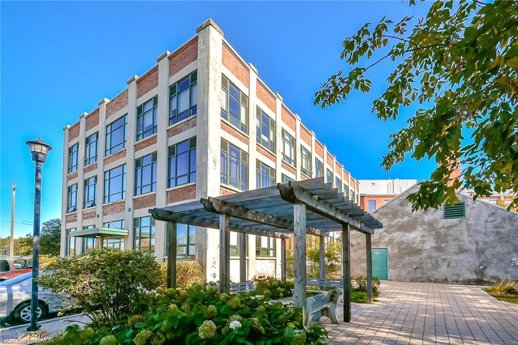 324-26 Ontario Street Property Photo 24