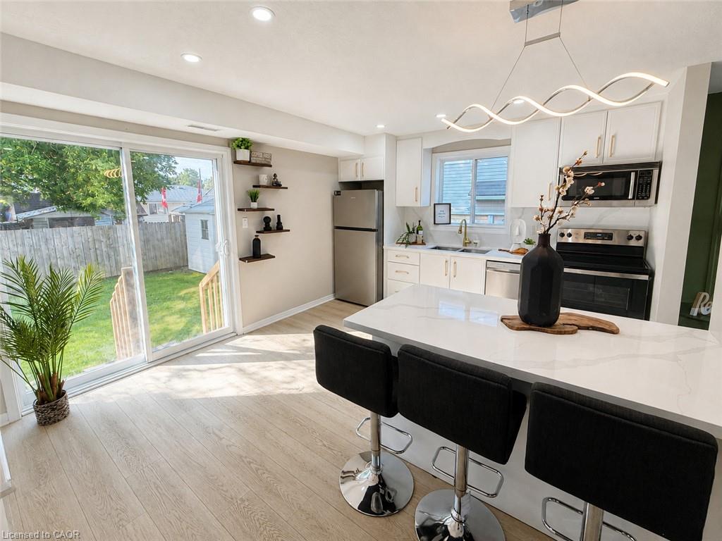67 Kinzie Avenue Property Photo 12