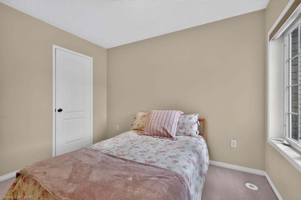 2261 Seton Crescent Property Photo 30