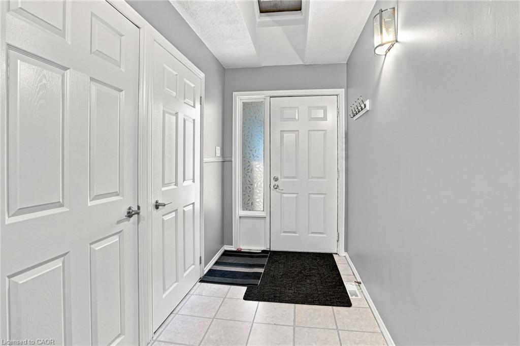 24 Hill Street Property Photo 6