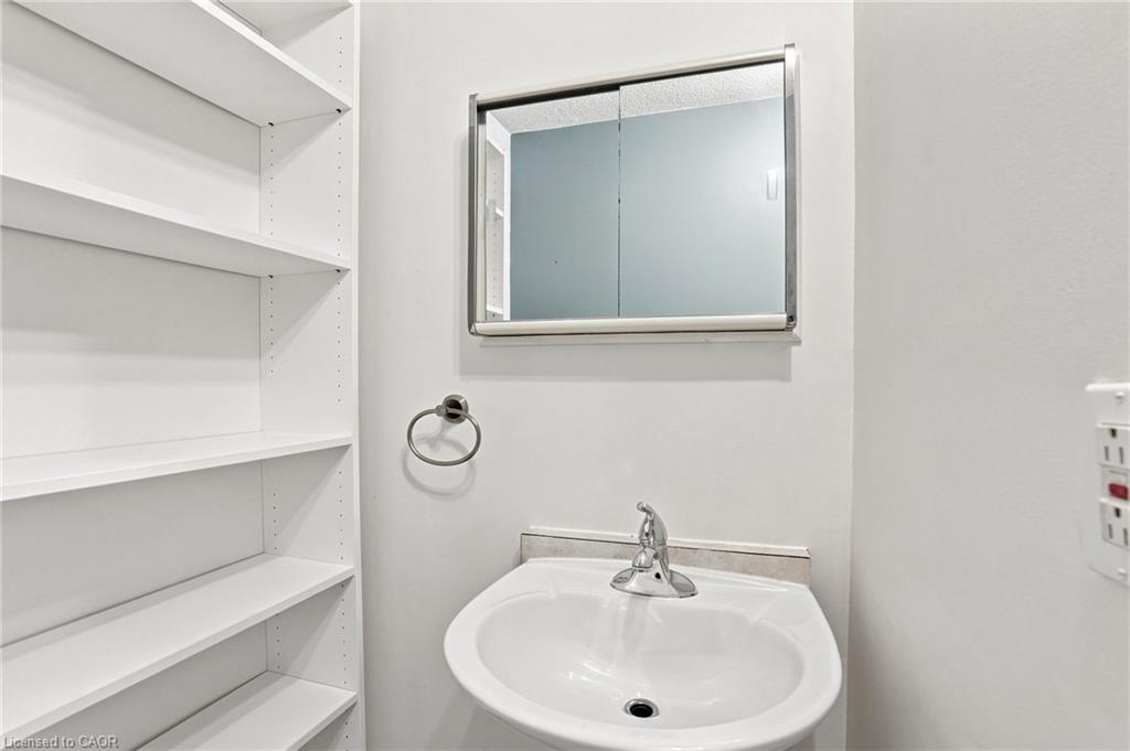 24 Hill Street Property Photo 24