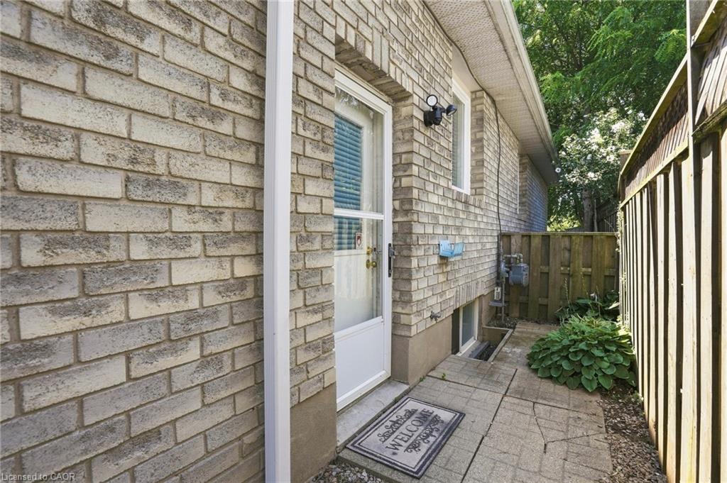 24 Hill Street Property Photo 43