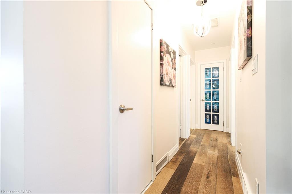 2105 Maplewood Drive Property Photo 19