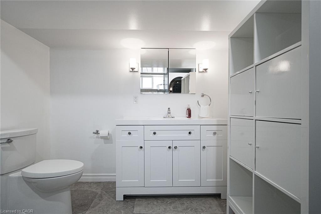 2105 Maplewood Drive Property Photo 42