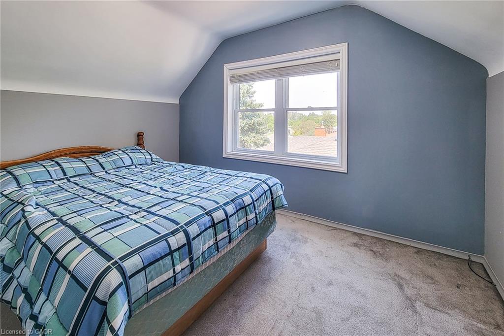 42 Lake Avenue N Property Photo 27