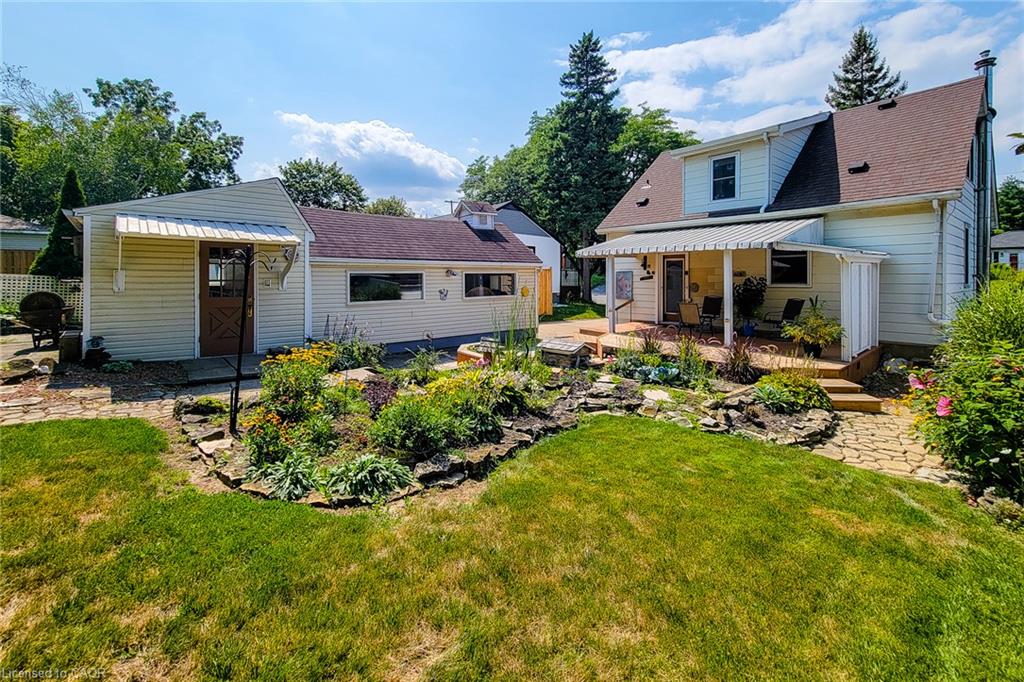 42 Lake Avenue N Property Photo 35