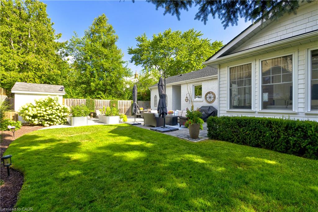 934 Danforth Avenue Property Photo 4