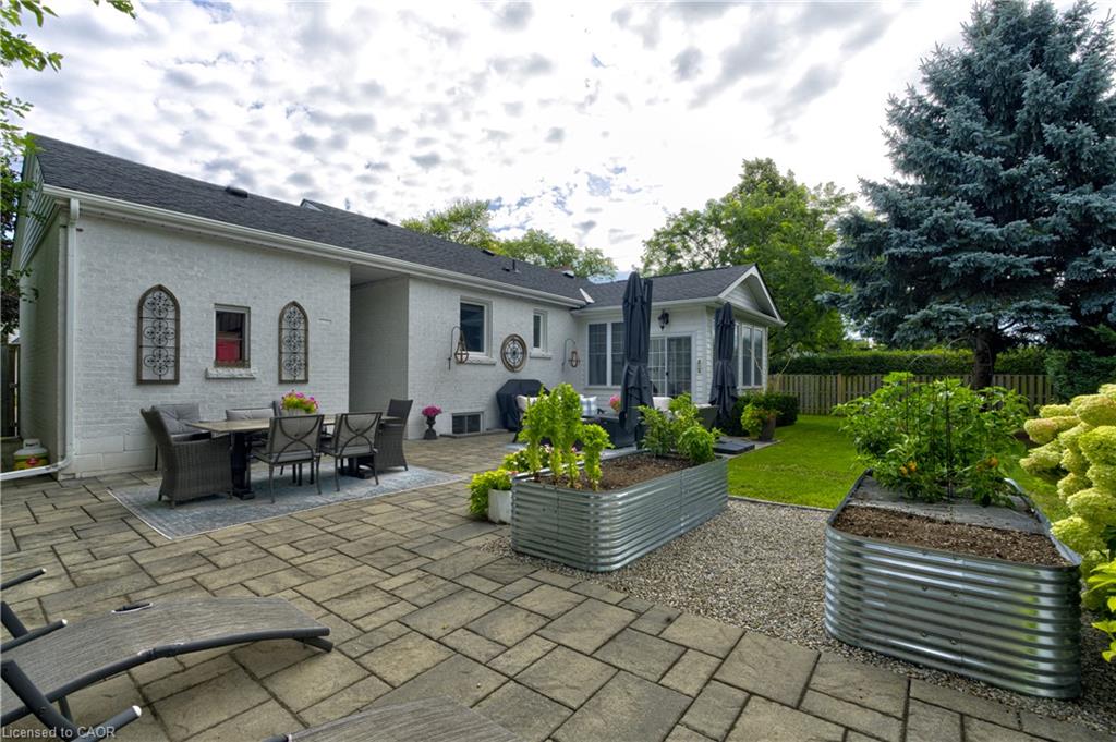 934 Danforth Avenue Property Photo 38