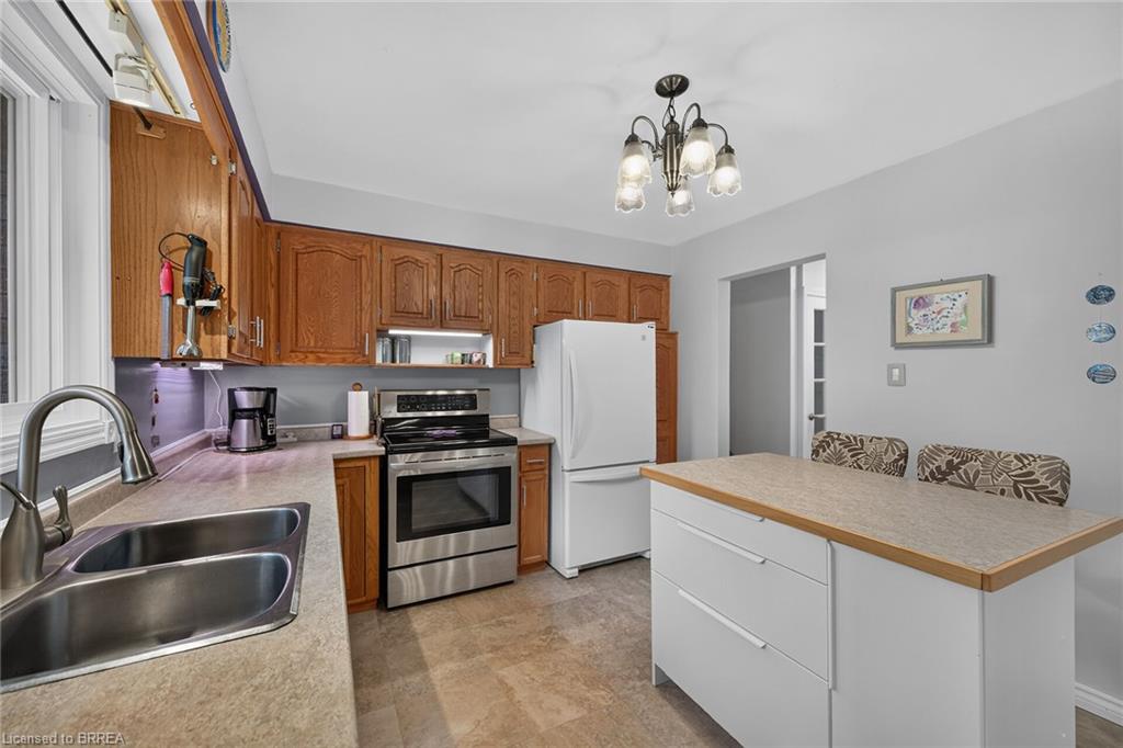 15 Canary Drive Property Photo 11
