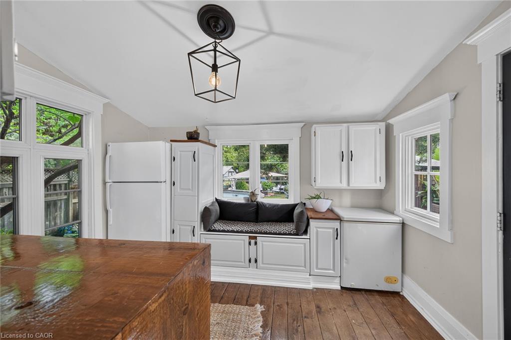 229 Brock Street Property Photo 14