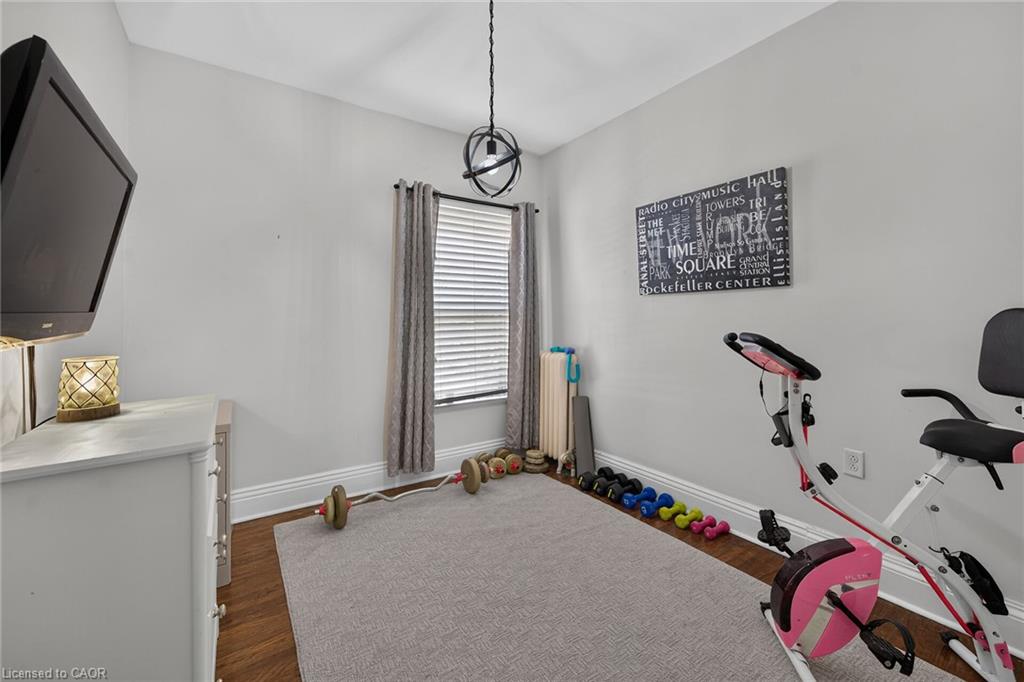 229 Brock Street Property Photo 19
