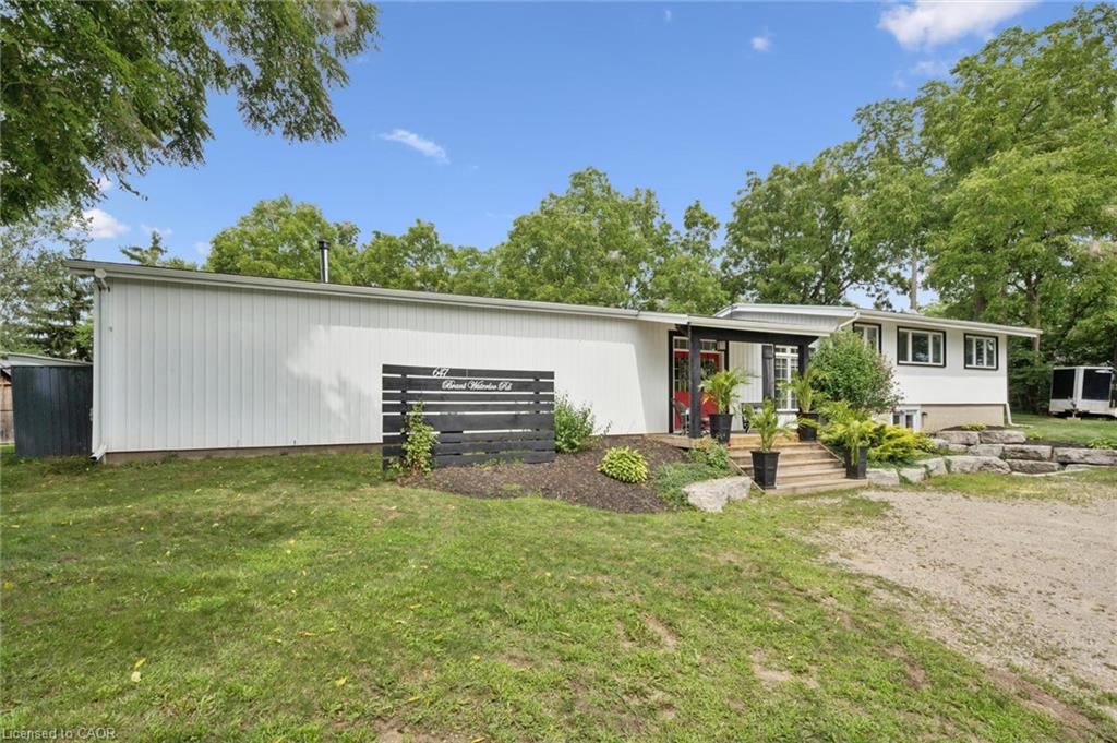647 Brant-waterloo Road Property Photo 4