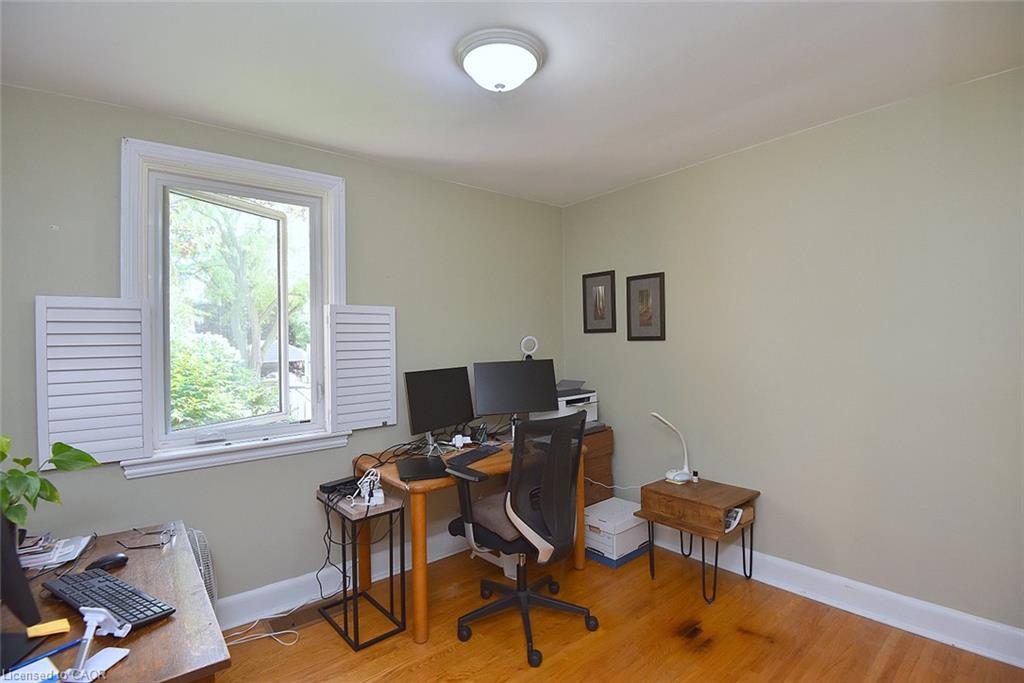 936 Boothman Avenue Property Photo 18