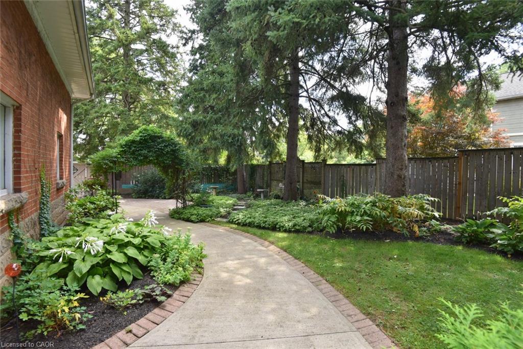 936 Boothman Avenue Property Photo 35