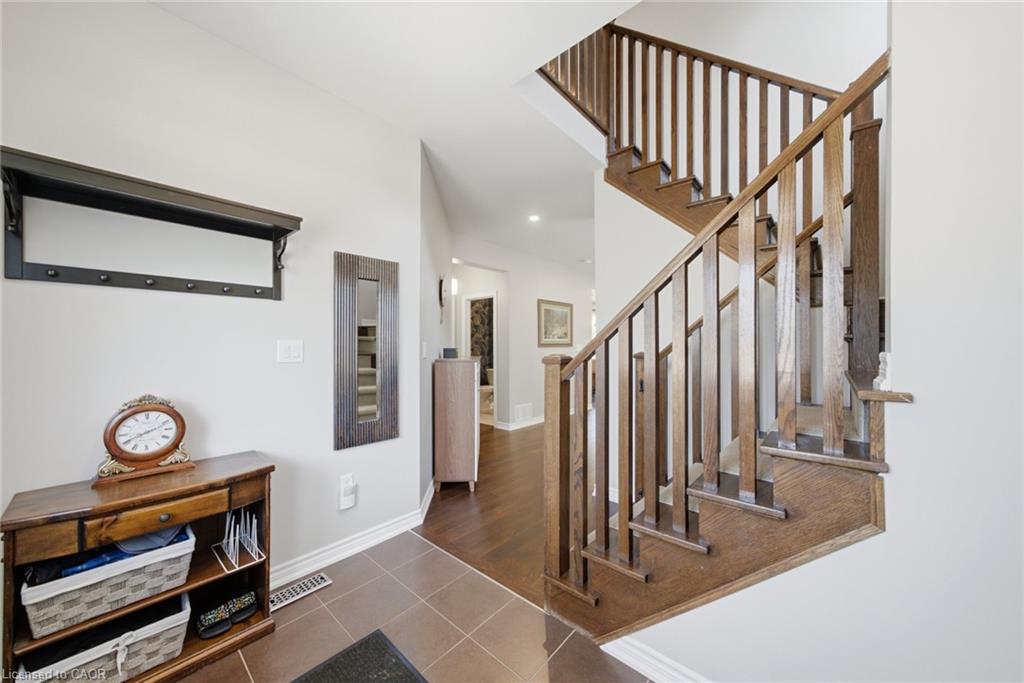 401 Valridge Drive Property Photo 4