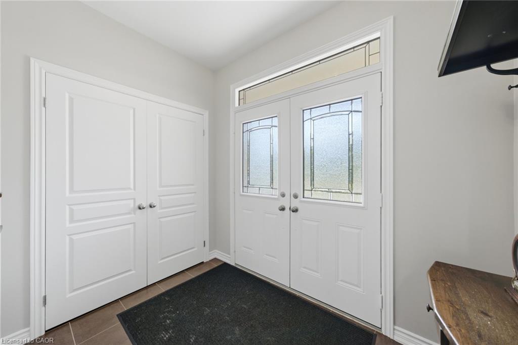 401 Valridge Drive Property Photo 5