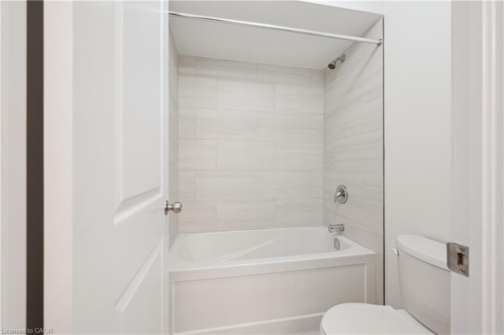 23 Henry Maracle Street Property Photo 10