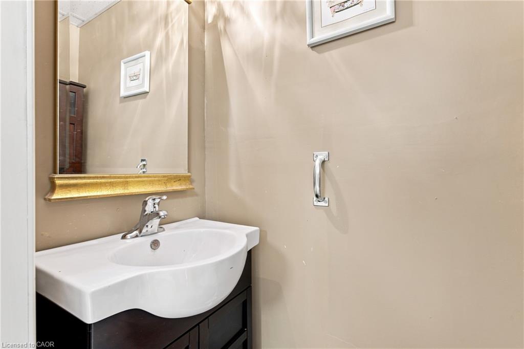 7332 Canborough Road Property Photo 26