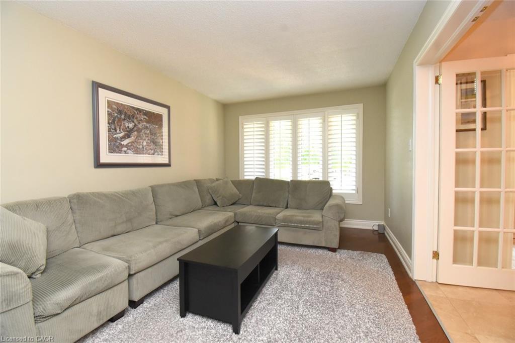 4473 Stonemill Court Property Photo 6