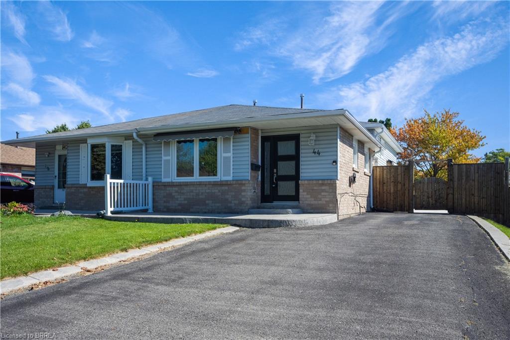 44 Marblehead Crescent Property Photo 1
