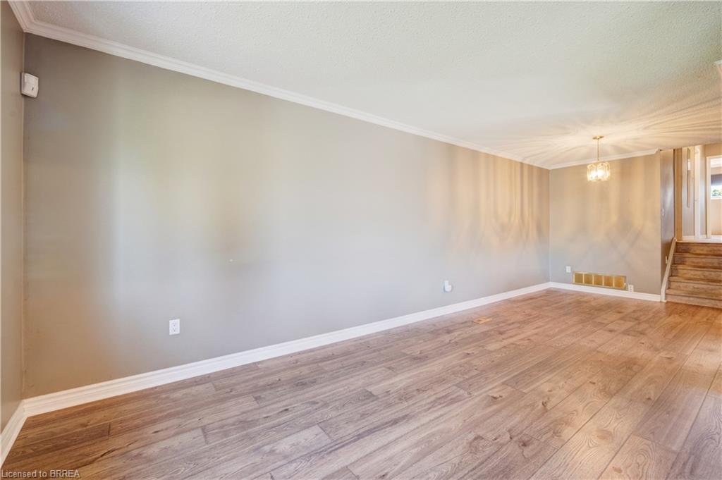 44 Marblehead Crescent Property Photo 5