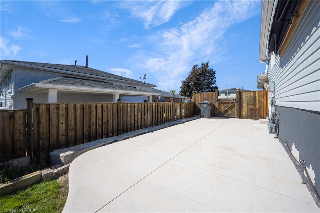 44 Marblehead Crescent Property Photo 29