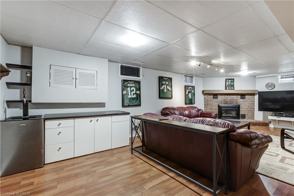 16 Harper Street Property Photo 31