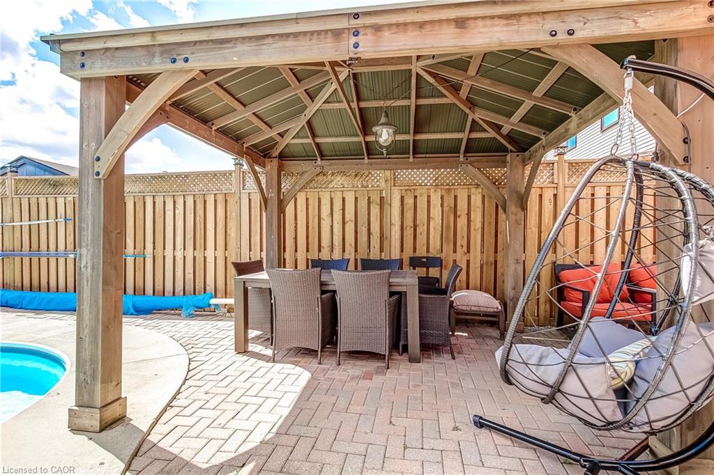 16 Harper Street Property Photo 37