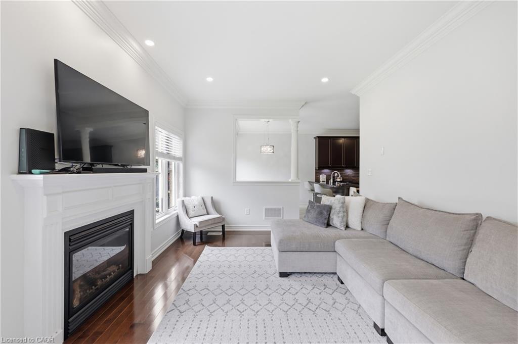 738 Fourth Line Property Photo 11