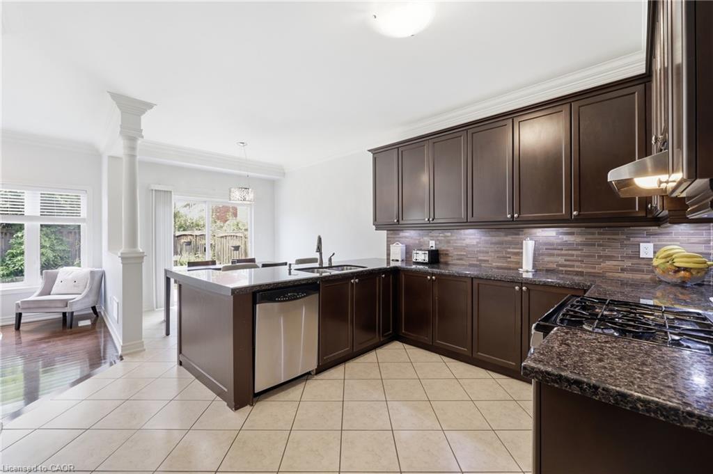 738 Fourth Line Property Photo 12