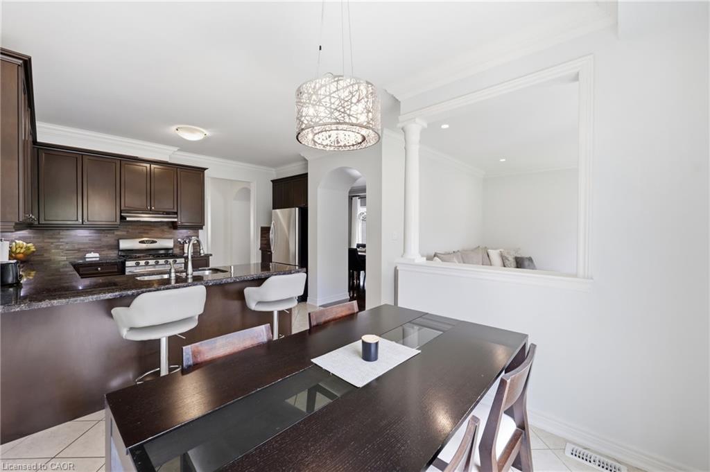 738 Fourth Line Property Photo 16