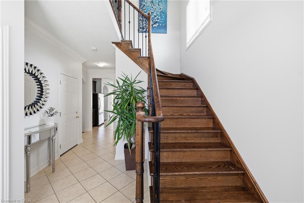 738 Fourth Line Property Photo 22