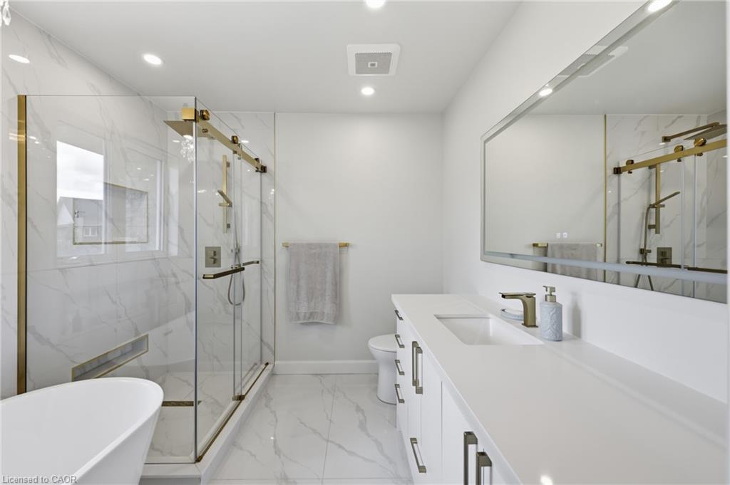 738 Fourth Line Property Photo 31