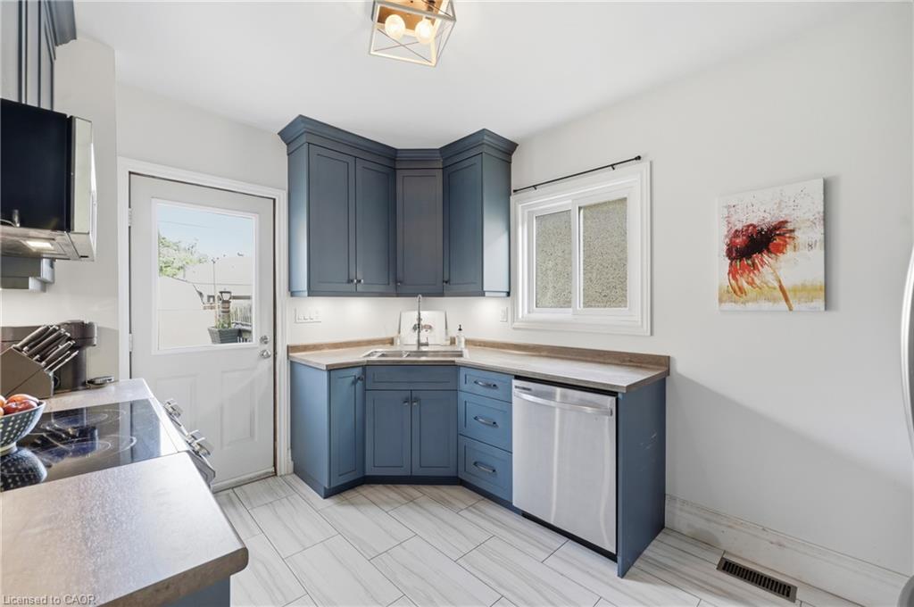 52 Berryman Avenue Property Photo 14