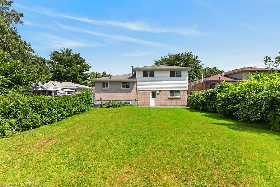 5371 Riverside Drive Property Photo 3