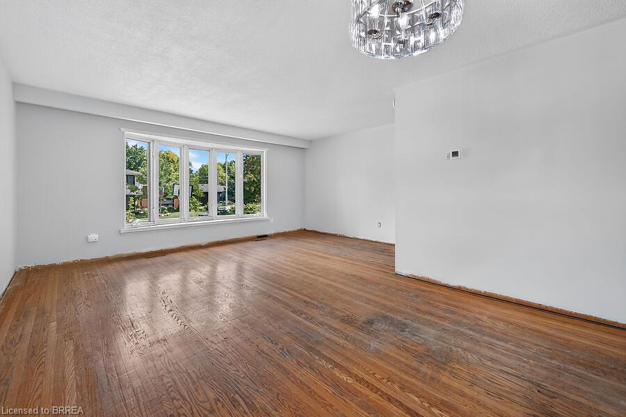 5371 Riverside Drive Property Photo 19