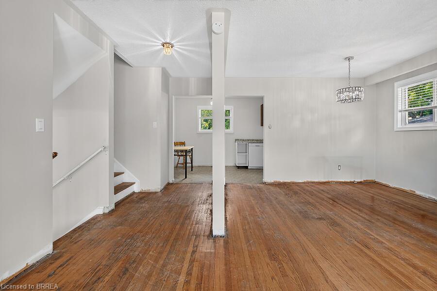 5371 Riverside Drive Property Photo 26