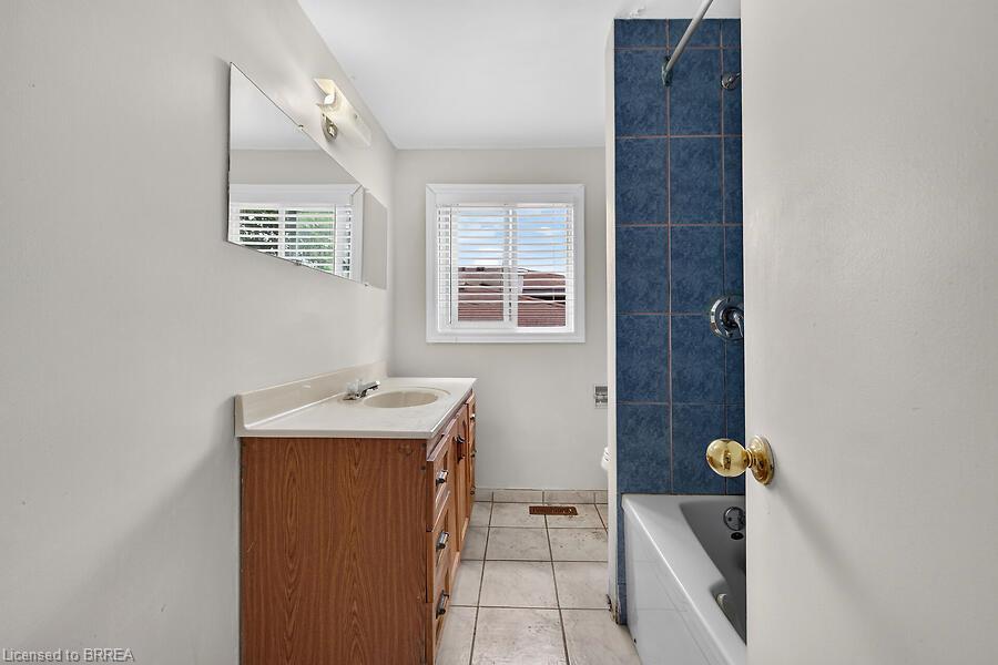 5371 Riverside Drive Property Photo 37