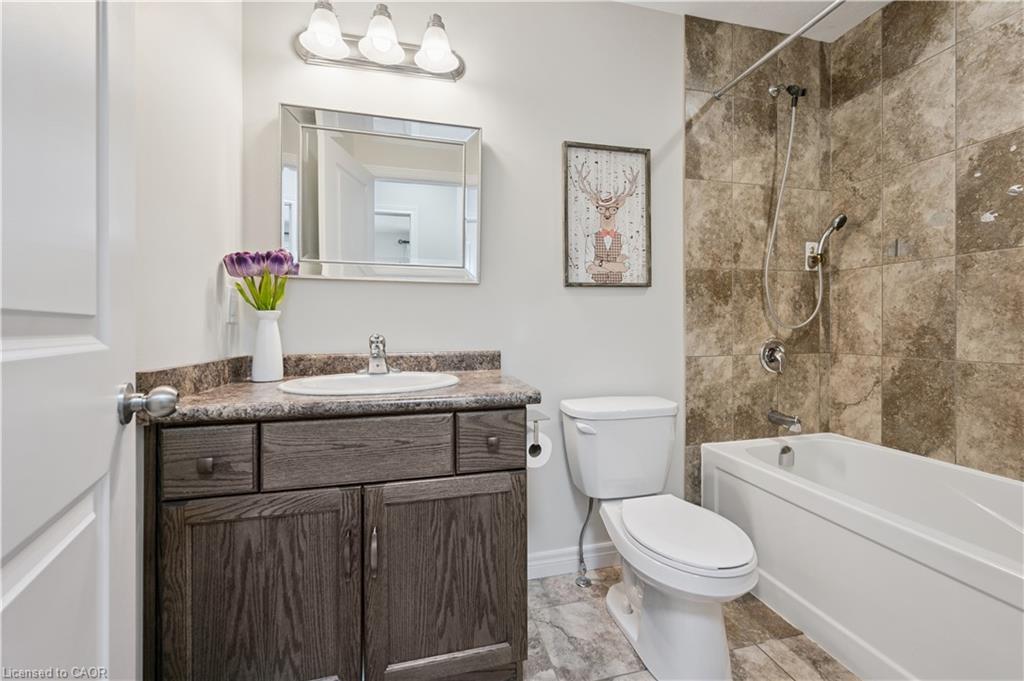 183 Snyder Avenue N Property Photo 32