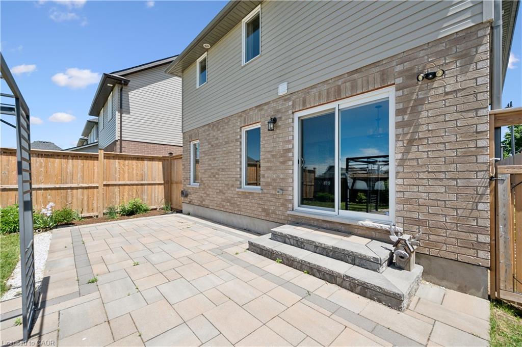 183 Snyder Avenue N Property Photo 38