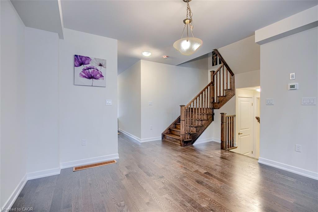 27 Garland Avenue Property Photo 8